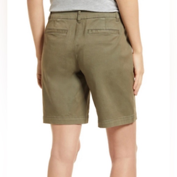 NWOT! Caslon 9-Inch Stretch Cotton Twill Olive Sarma Shorts - Size 4 💎 - Picture 2 of 8